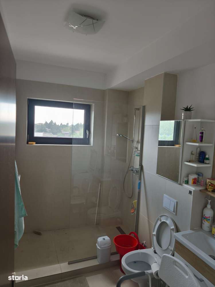 Spre vanzare, apartament cu o camera, la 10 minute de centrul orasului - Imagine principală: 5/6
