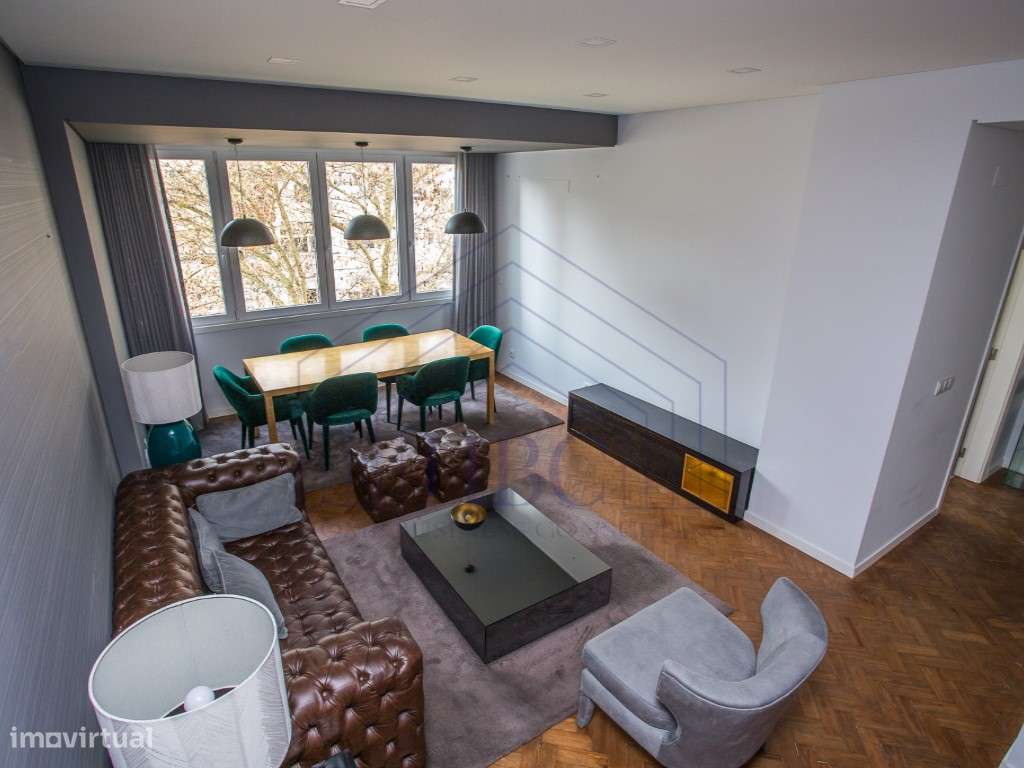 Apartamento T2 Duplex Mobilado em Alvalade - Rua Teixeira de Pascoais - Grande imagem: 5/24