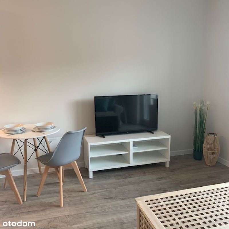 *PRZYTULNE STUDIO DO SPRZEDAŻY BLISKO METRO TROCKA*-17