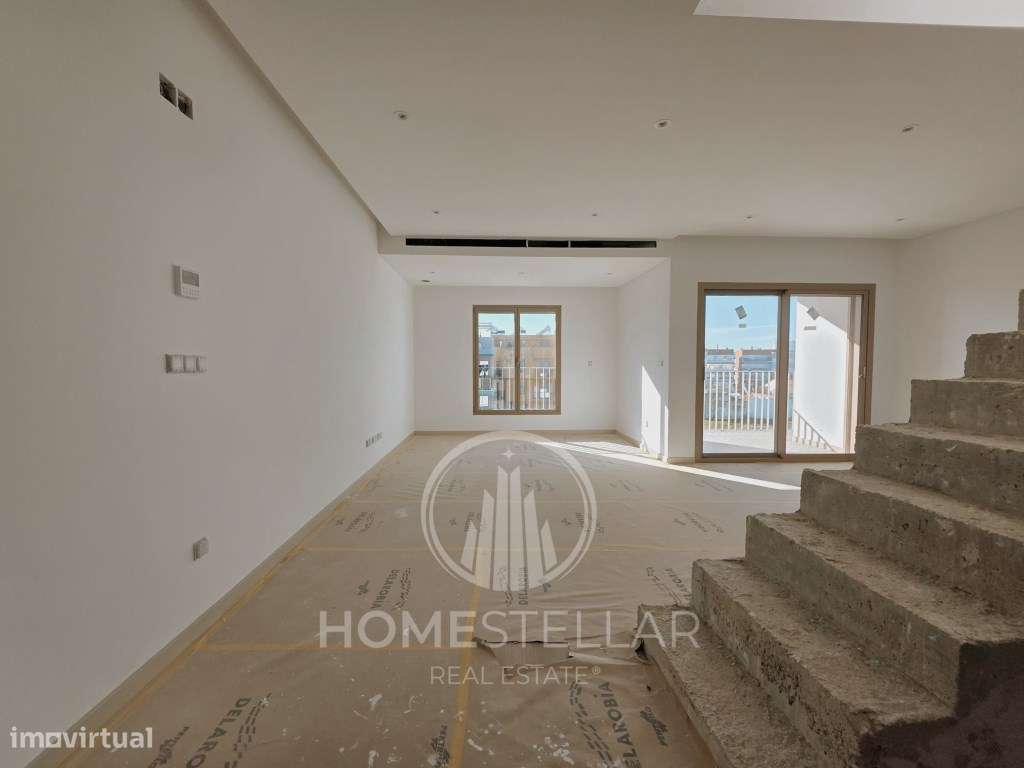 Apartamento Duplex T3+1 com Terraços - Sol Nascente no Montijo-30