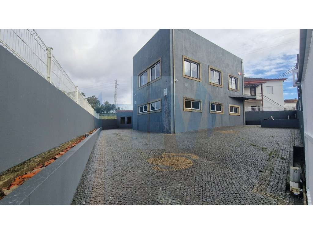 Oficina com 484 m² para Arrendamento - Gondomar (São Cosme) - Grande imagem: 5/26