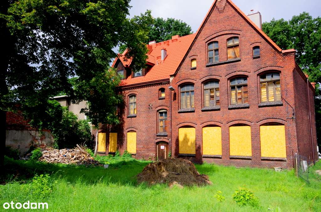 Budynek inwestycyjny np. lokale pod wynajem,  dom Seniora-13