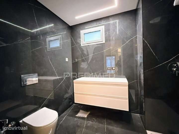 T0 com Entrada Independente e Garagem – Junto a Serralves e Católica - Grande imagem: 3/4