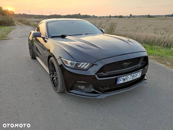 Ford Mustang 5.0 V8 GT - 1