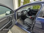 Volkswagen Passat 2.0 TDI Comfortline DSG - 11