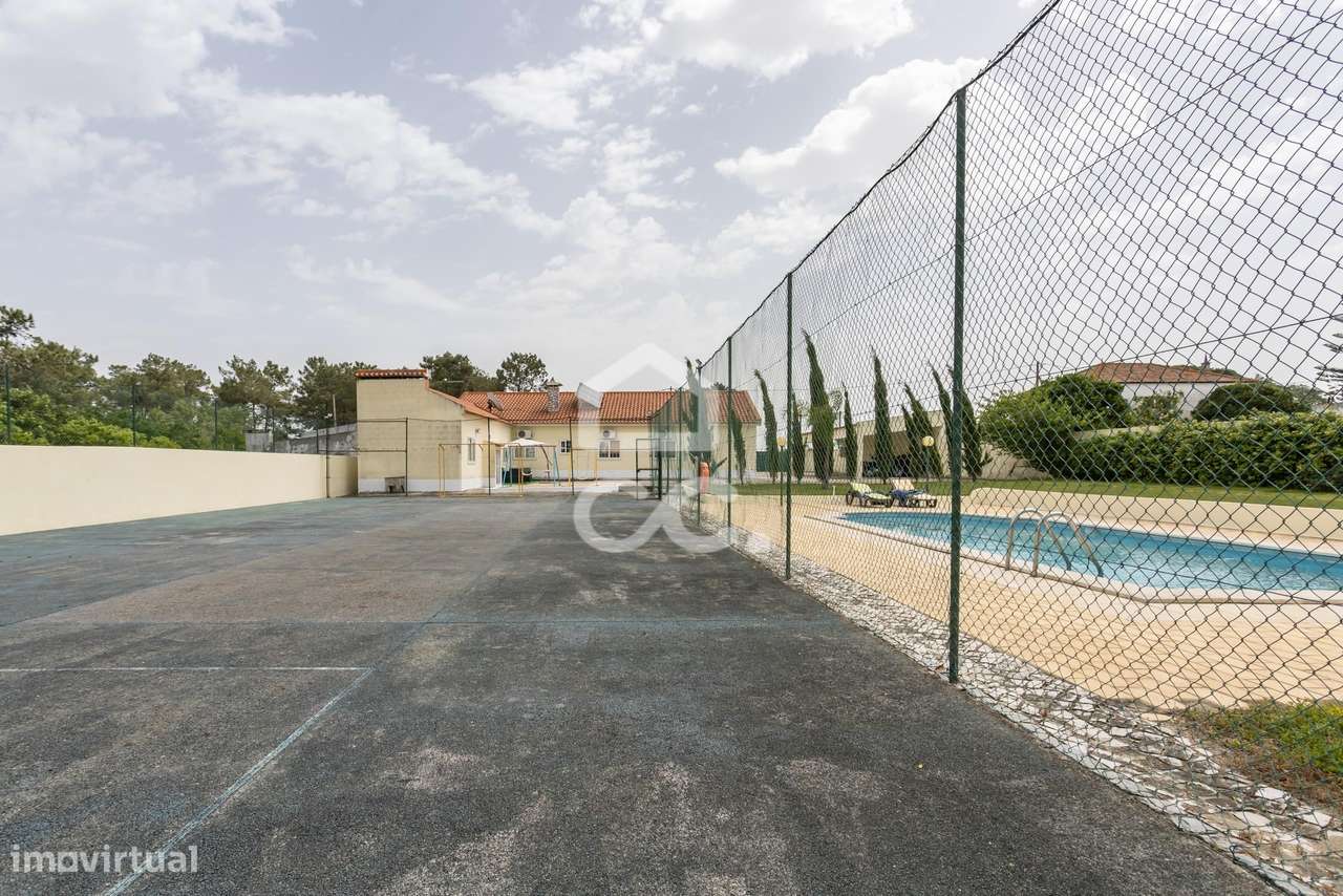 Quinta com 5 quartos com  piscina, campo de jogos e Boxs para cavalos-55