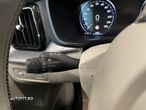 Volvo XC 60 D4 AWD Momentum - 23