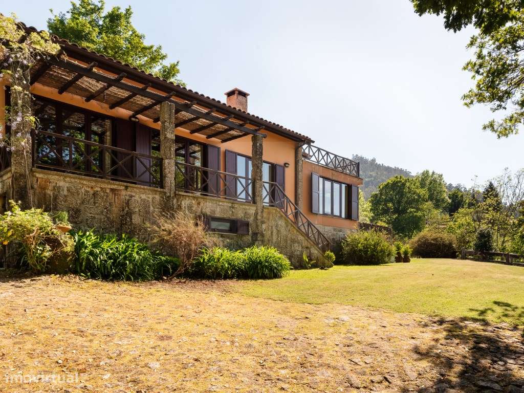 Casa na Albufeira da Caniçada, Gerês - Grande imagem: 2/30