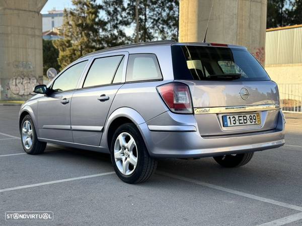 Opel Astra Caravan 1.3 CDTI DPF Edition - 32