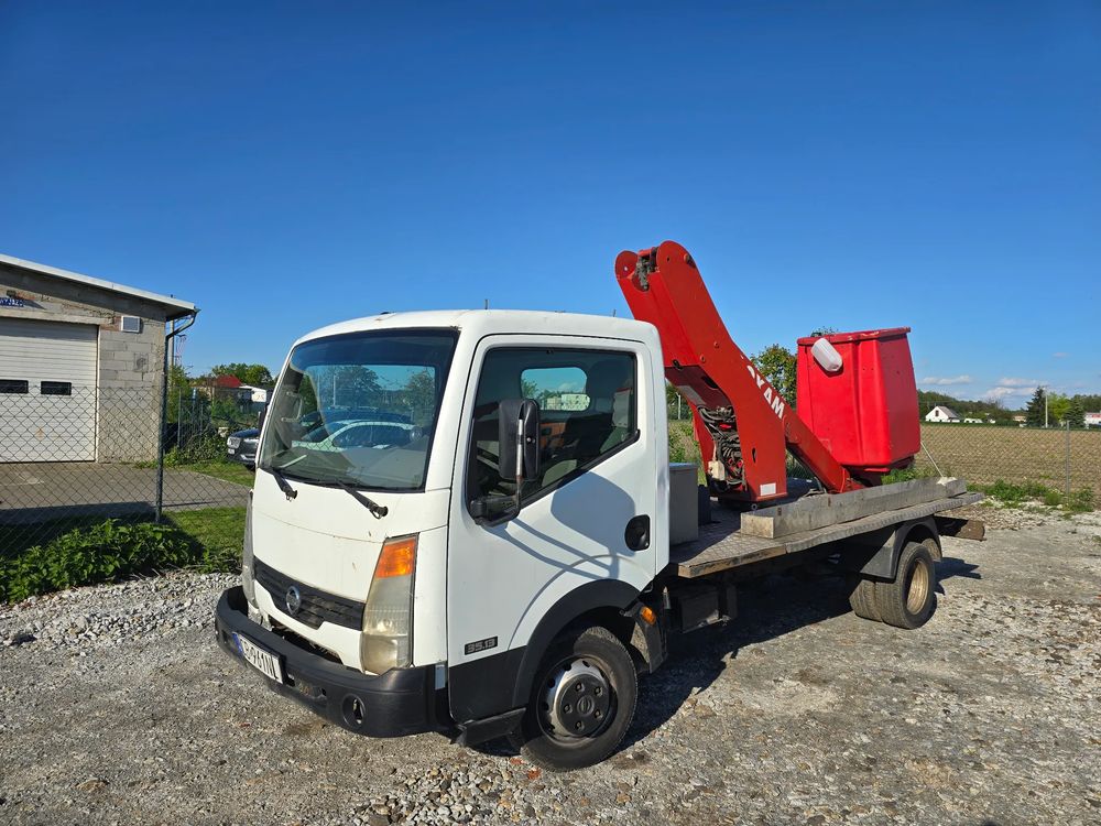 Nissan Cabstar 2006
