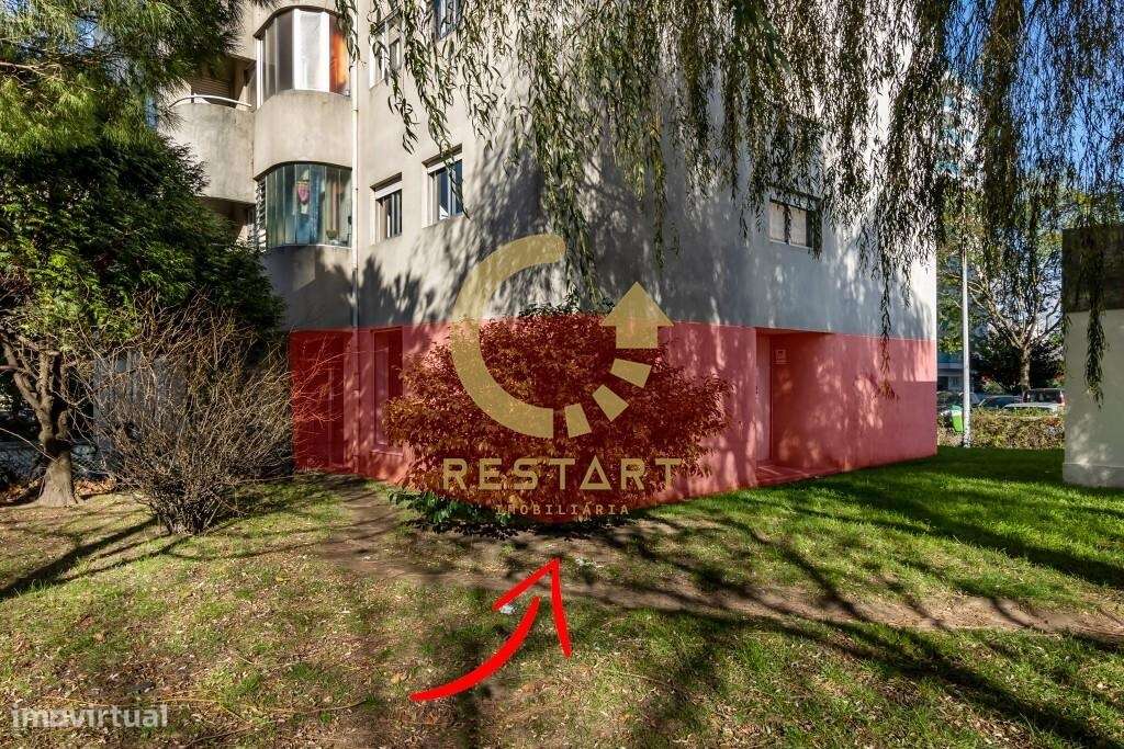 Loja em Santa Luzia - Porto - Grande imagem: 4/25