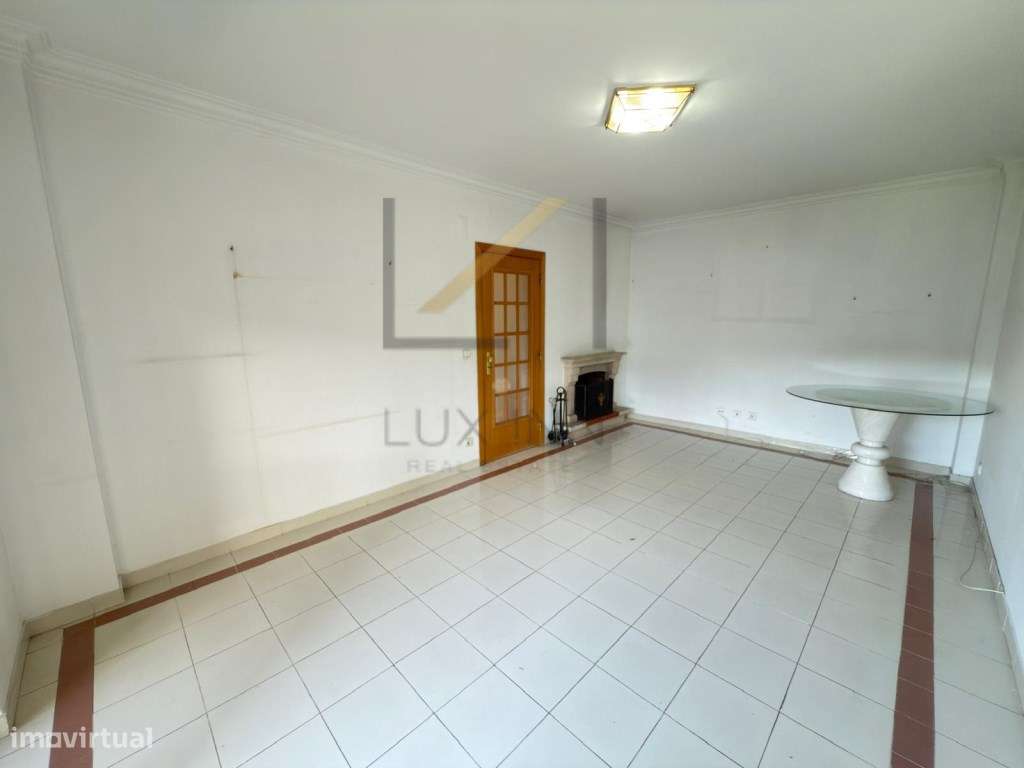 T3 Junto ao Parque da Paz em prédio recente - Grande imagem: 4/25