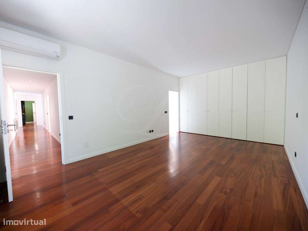 Moradia T5+2 c/piscina e Vista sobre Palácio de Sintra e Serra | Si...-27