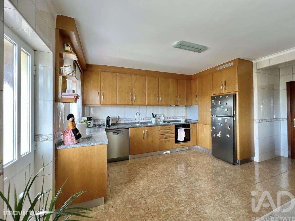 Moradia em banda T4 em Mangualde, Mesquitela e Cunha Alta de 210 m2 - Grande imagem: 5/35