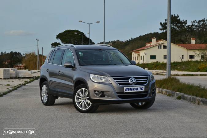 VW Tiguan 2.0 TDI Sport 4Motion - 1