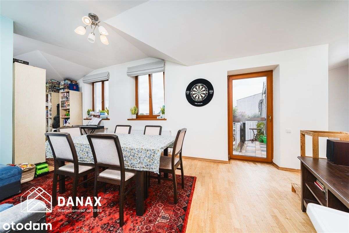 Kazimierz! Przestronne 3 pokojowe z potencjałem - Pełny obrazek: 1/18