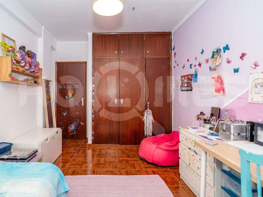 Apartamento T3 | Garagem | Arrumos | Centro Histórico-24
