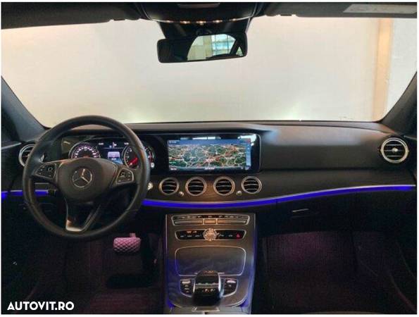 Mercedes-Benz E 220 d 4Matic 9G-TRONIC Avantgarde - 21