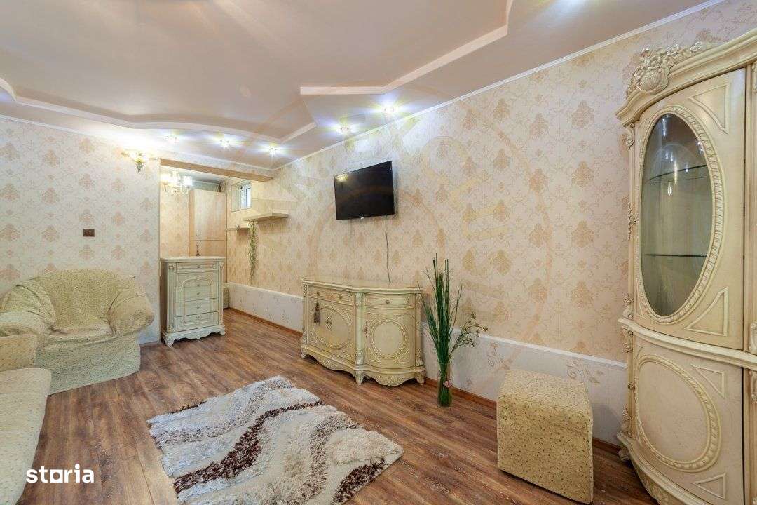 Casa individuala pentru afacere sau locuit in Pitesti-zona Gavana - Imagine principală: 5/19