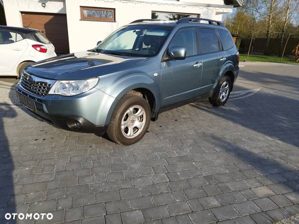 Subaru Forester 2.0 XE NAV Euro5 - 4