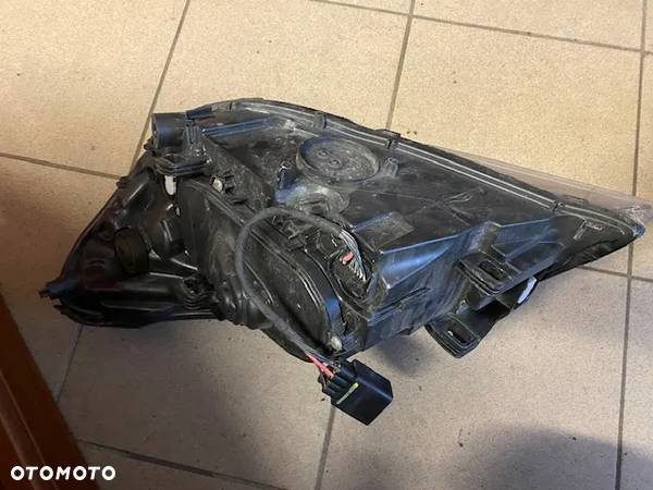 REFLEKTOR LAMPA PRAWA 31299995 PRZÓD VOLVO V60 S60 - 8