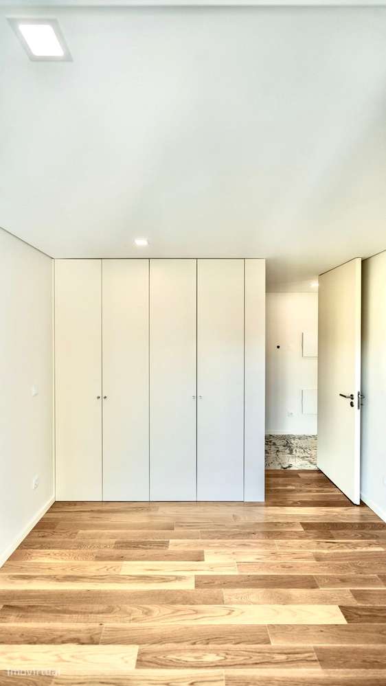 ATUALIZAÇÃO VALOR Alugo T1 novo espacoso equipado garagem Carvalhido - Grande imagem: 5/12