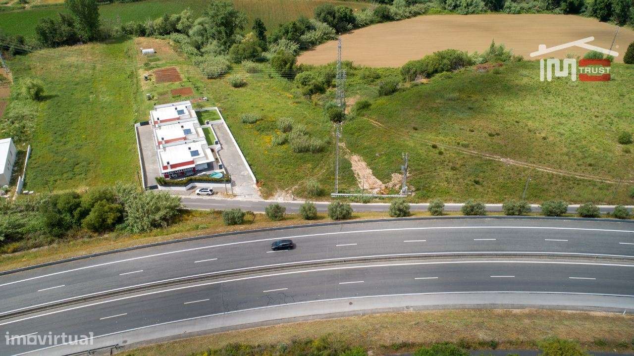 TERRENO URBANO COM AREA TOTAL DE 5.443,93 M2 COM PROJETO PARA 5 MOR... - Grande imagem: 4/17