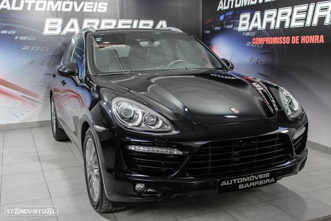 Porsche Cayenne Turbo - 29