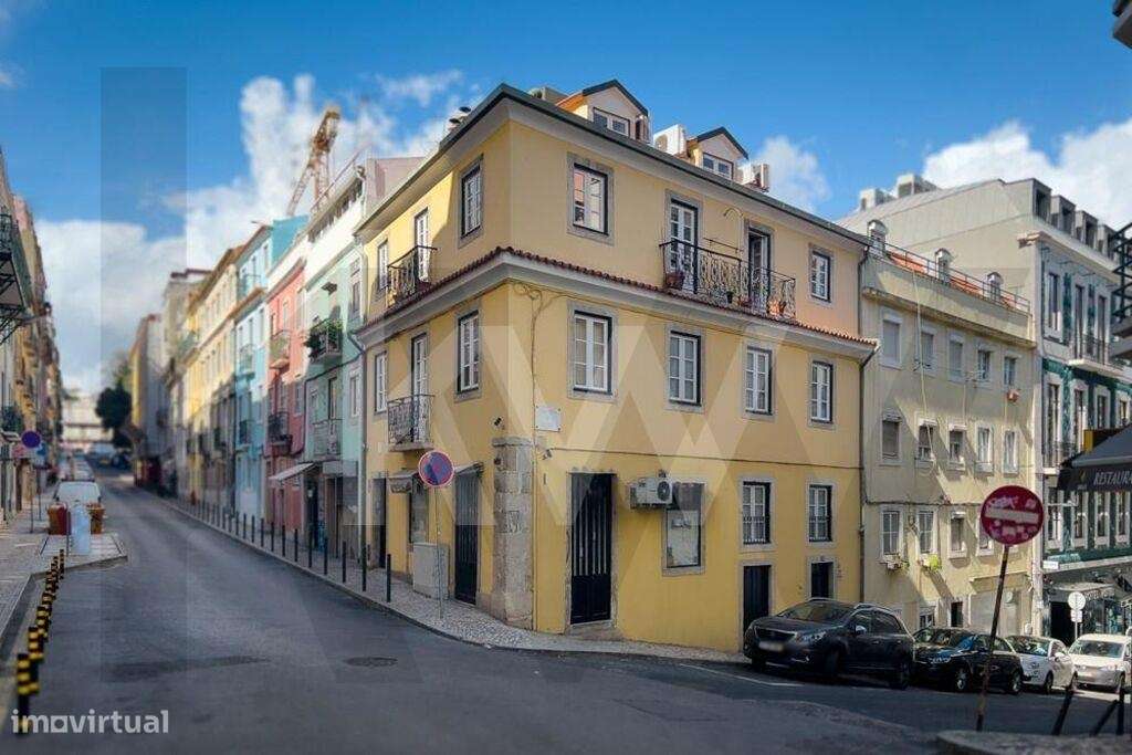 Apartamento Triplex T4+1 no coração de Lisboa - Rua da Glória à Avenid - Grande imagem: 3/31
