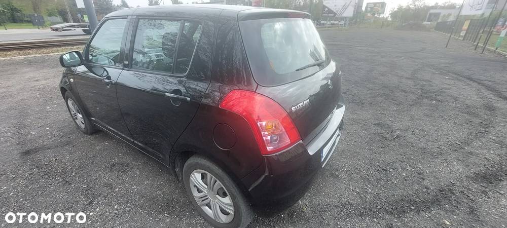 Suzuki Swift 1.3 Comfort - 5