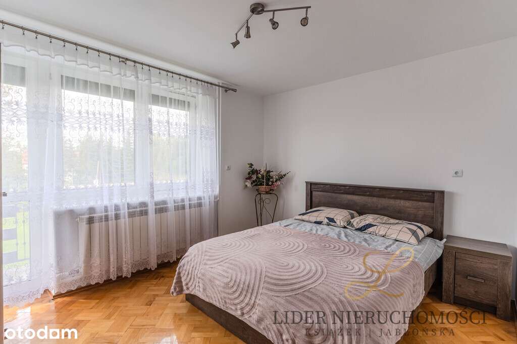 Dom z wyposażeniem w centrum Ropczyc-10