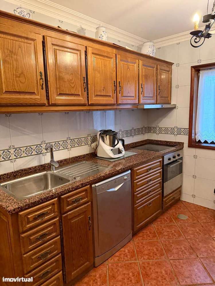 Moradia 4 Frentes Tipo Quentinha 1878m2 - Grande imagem: 4/60