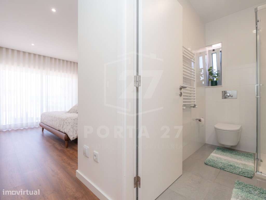 Apartamento T3 Duplex | Figueira da Foz, Coimbra-13