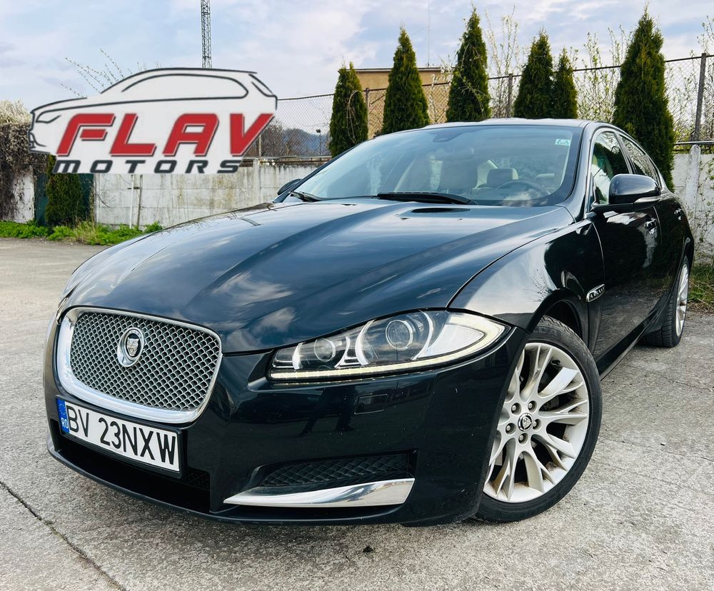 Jaguar XF 2012