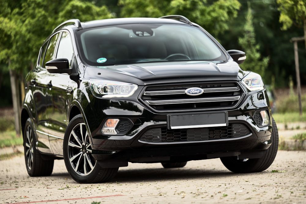 Ford Kuga II (2012-) 2.0 TDCi AWD ST-Line Black 2018