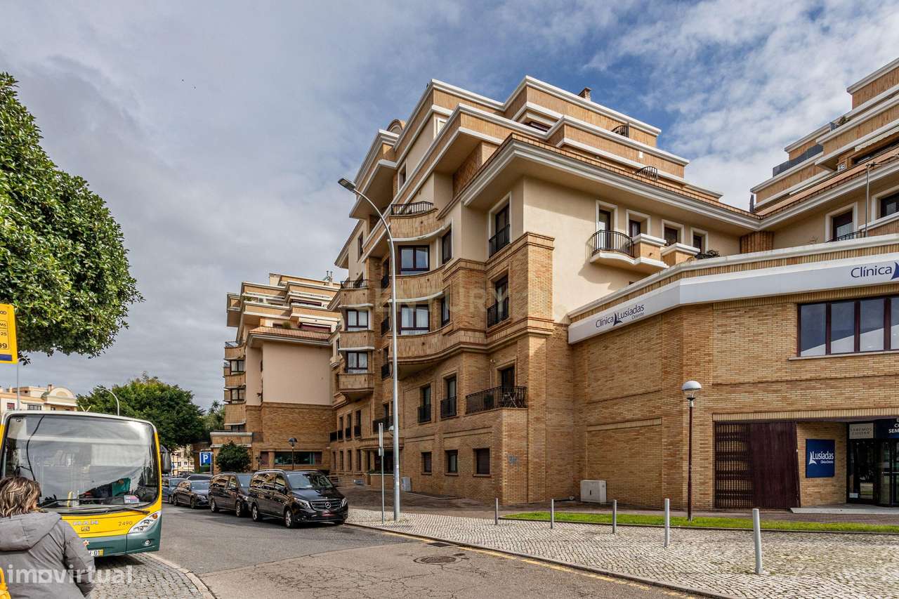 Apartamento T2 na Urbanização Real Forte-26