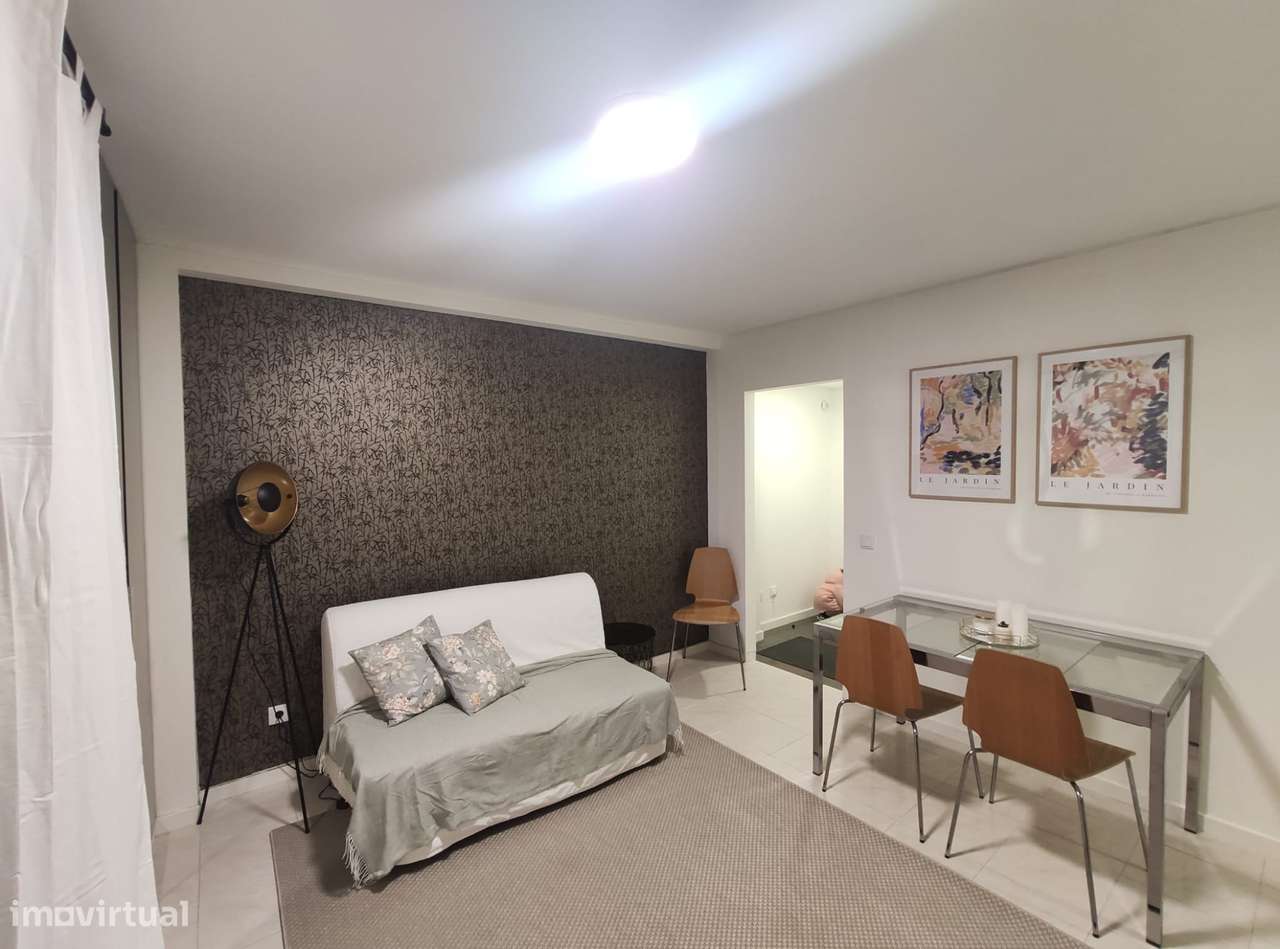 Aptm T1-Metro Marquês- R Visconde de Setúbal(Aluguer Mensal) - Grande imagem: 4/15