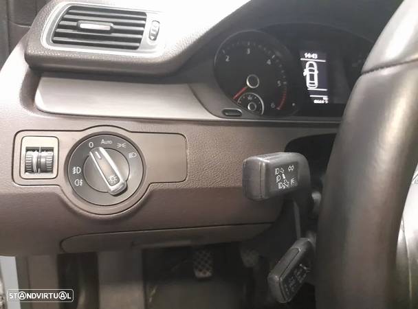 VW Passat 1.6 TDI Confortline - 12