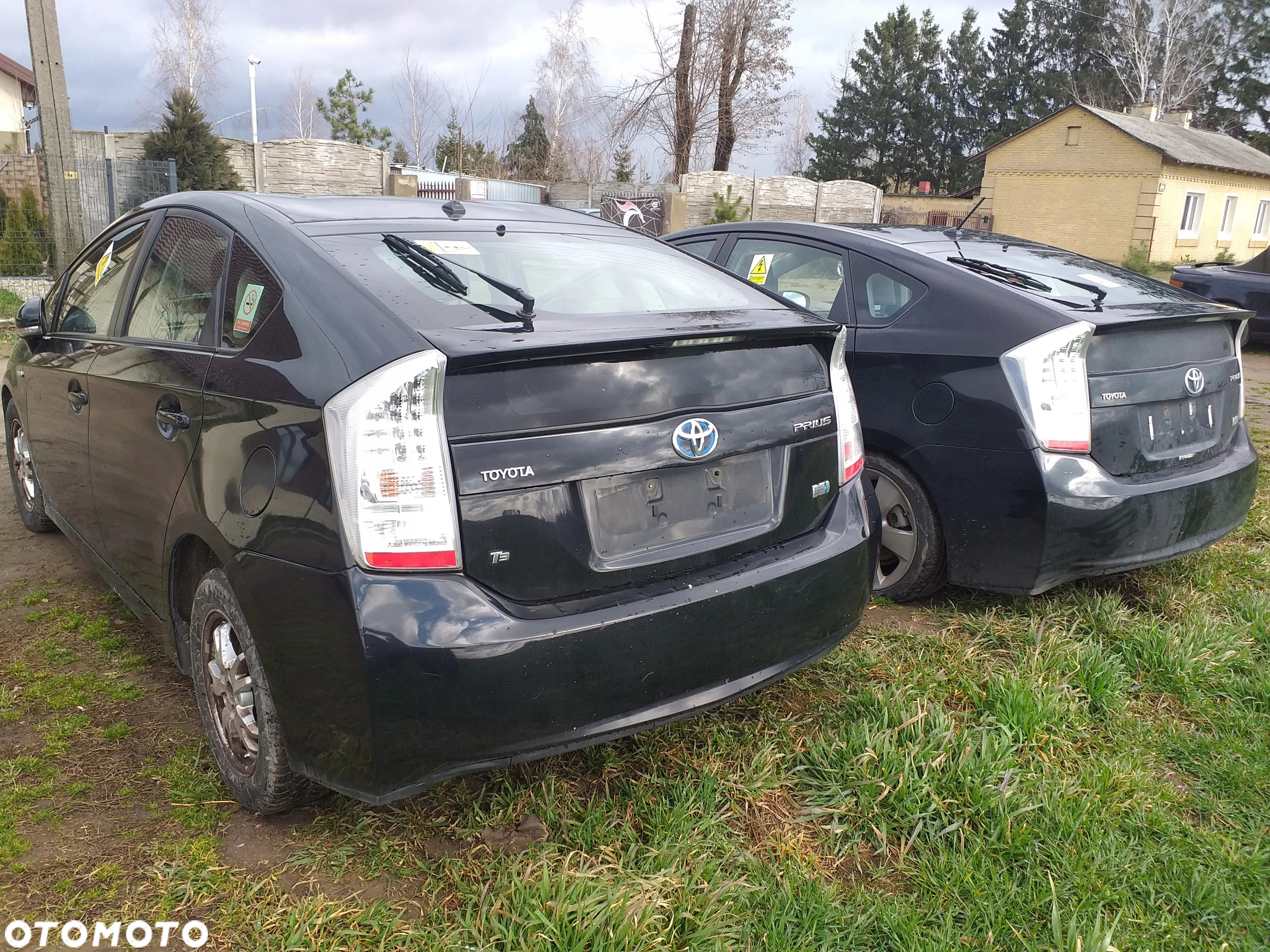 Toyota Prius III kanapa tył pasy VAN przekładka - 12