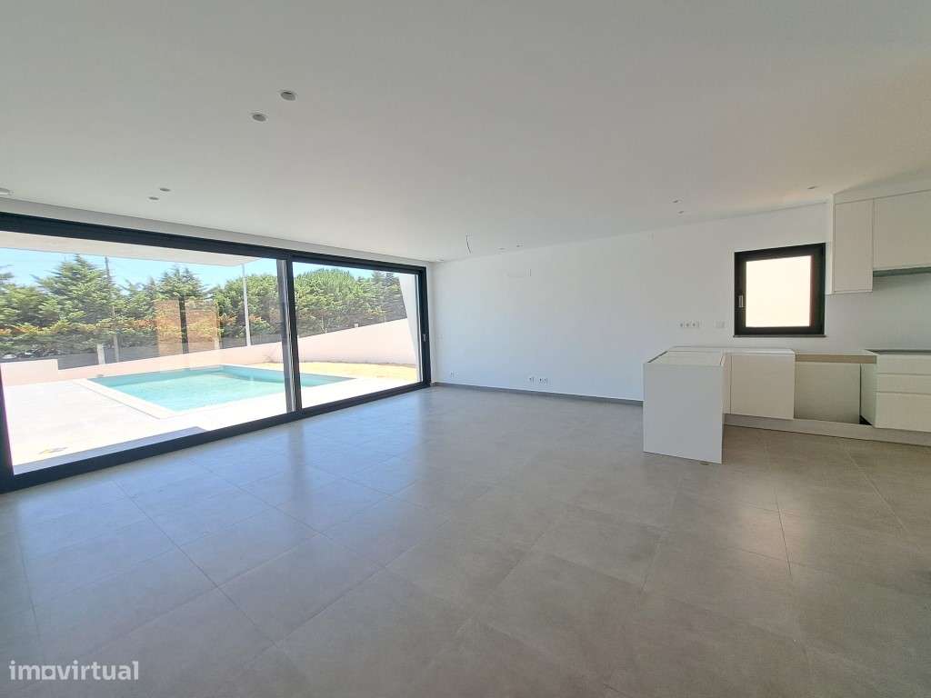 Moradia T4 nova com piscina com vista do Castelo de Óbidos - Grande imagem: 5/41