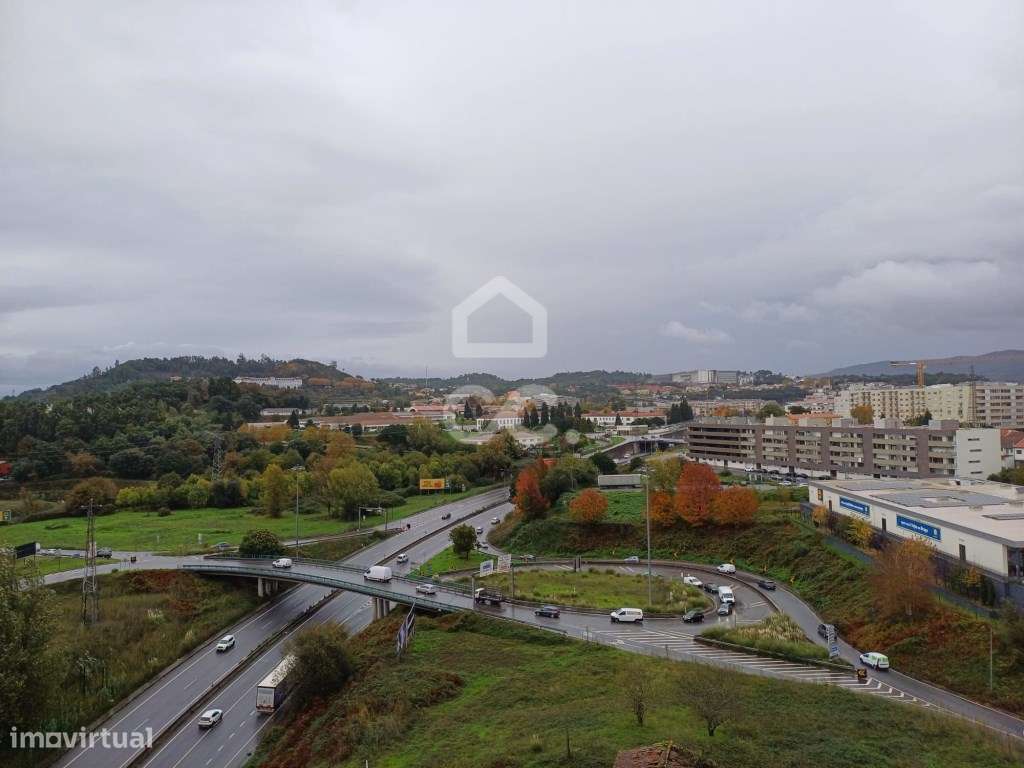 Apartamento T3 Remodelado com Vistas Panorâmicas - São Vicente, Braga-6
