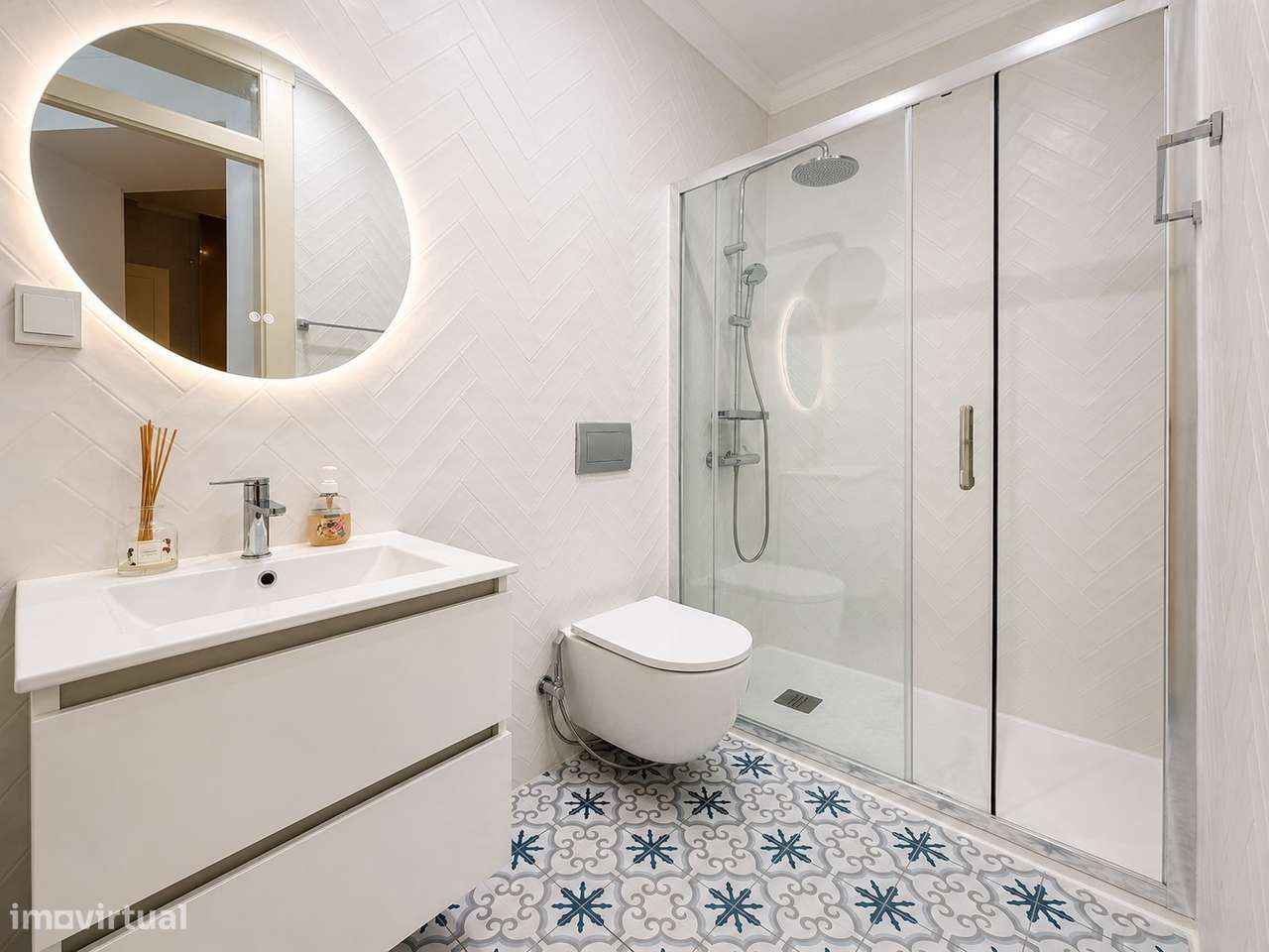 T2 Remodelado 97 m² | Bairro do Rêgo | Lisboa-11