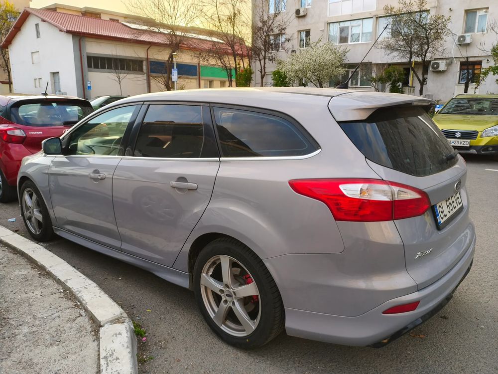 Ford Focus MK3 [2010 - 2018] 2.0 TDCI DPF Powershift Sport 2013
