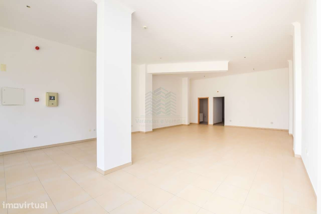 Loja para comércio/serviços com 120m² em Torres Novas-5
