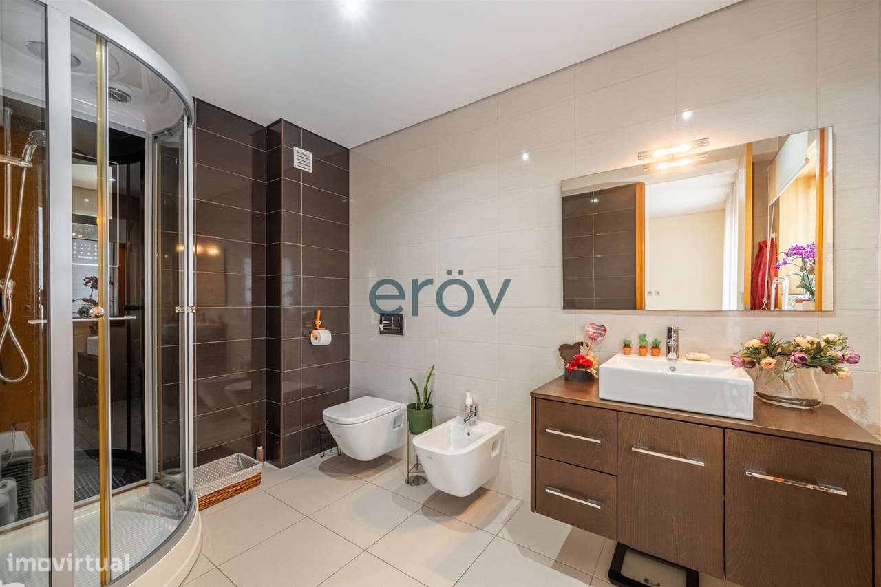 Apartamento T3 C/ 2 Suites em Gondomar-14