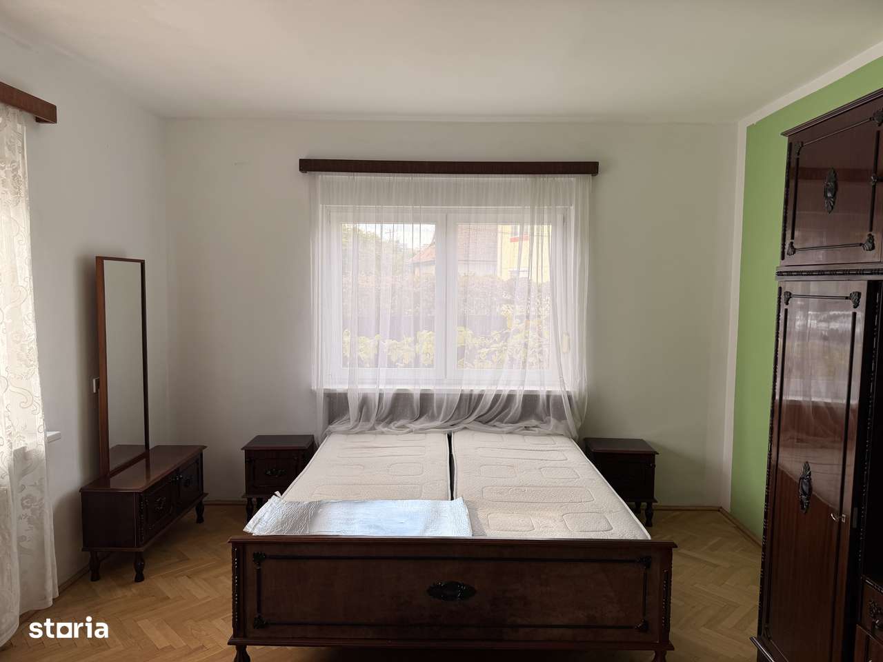 Apartament la casă cu 3 camere si subsol.-5