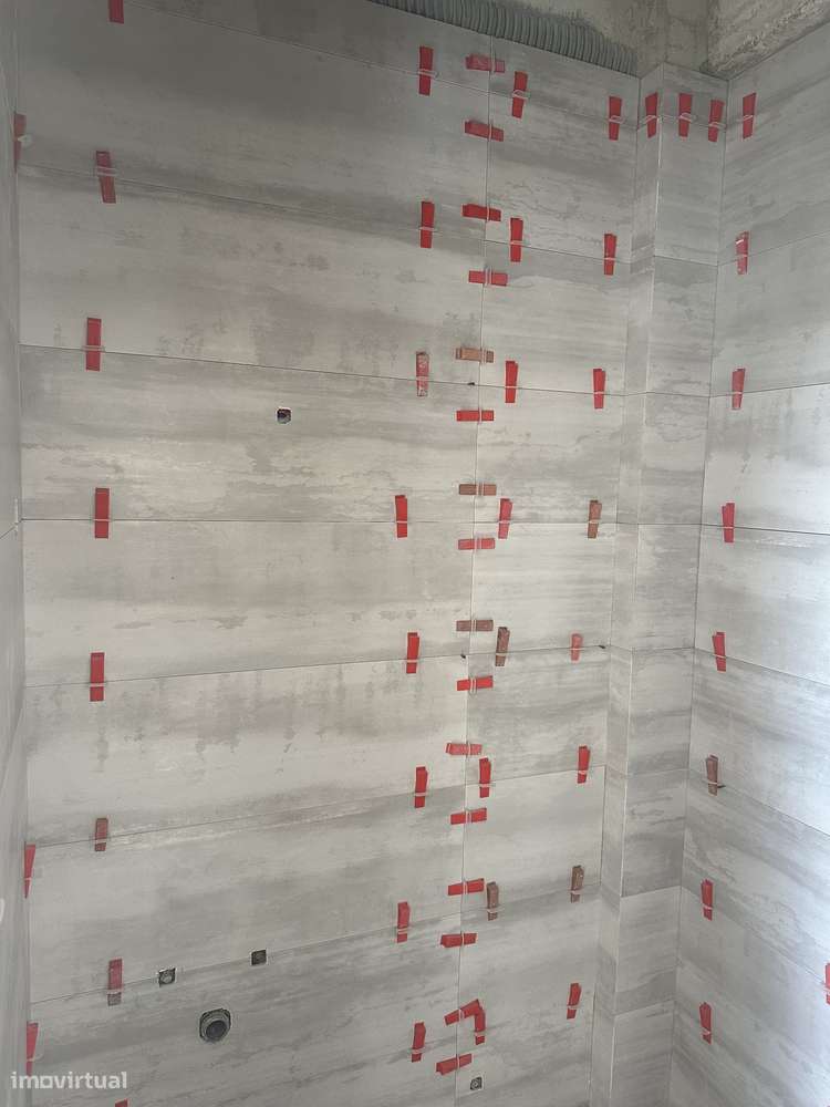 Moradia t3 geminada com 2 pisos na Quinta da Bonita Alhos Vedros-10