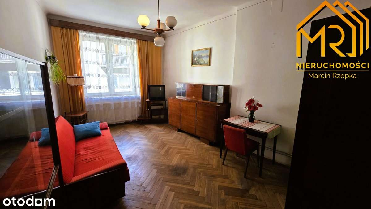 Mieszkanie w centrum Tarnowa tuż przy Rynku-2