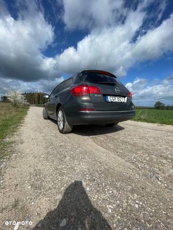 Opel Astra 1.7 CDTI DPF Active - 11