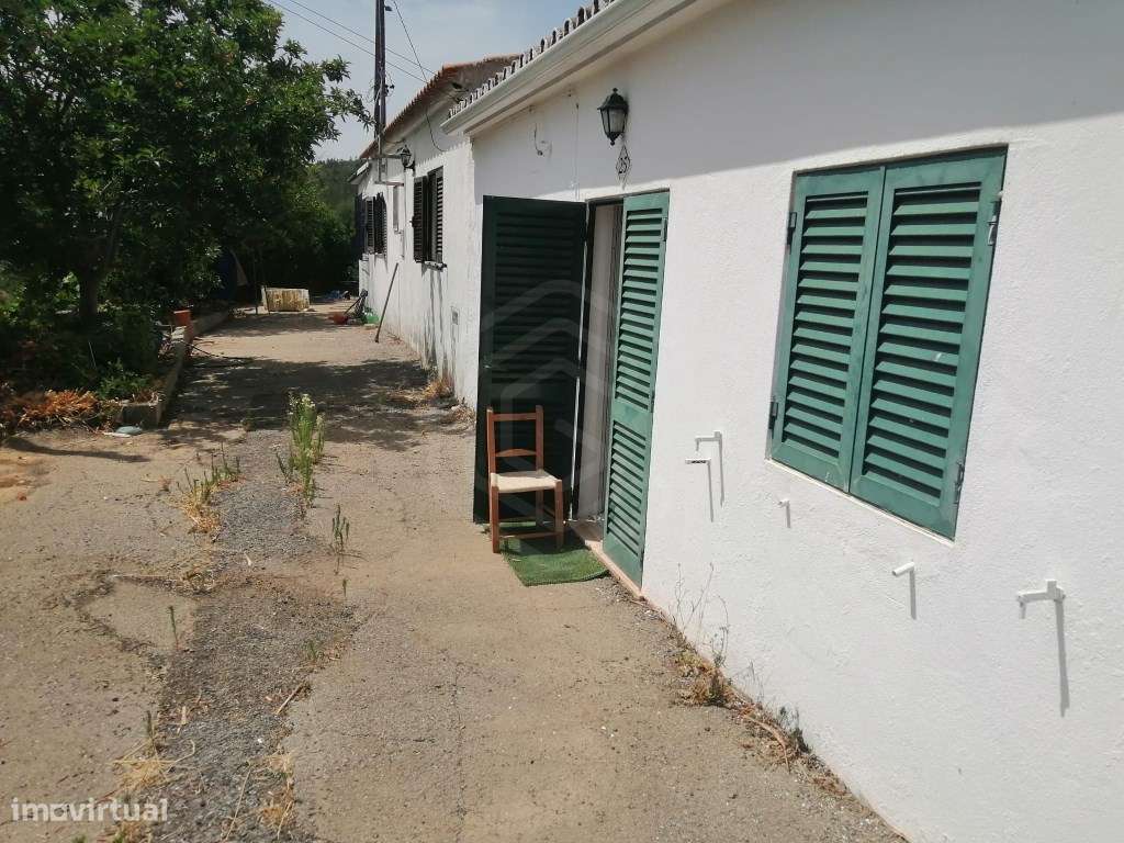 Moradia geminada V3 recuperada, Loulé Algarve - Grande imagem: 3/18